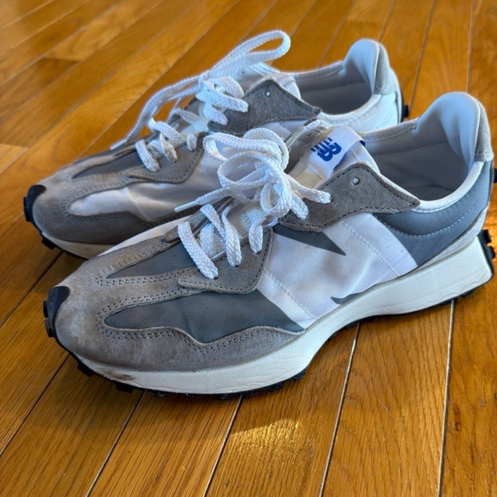 New Balance MS327LAB Gray & White Logo Sneakers Tennis Shoes Men’s Sz 9.5